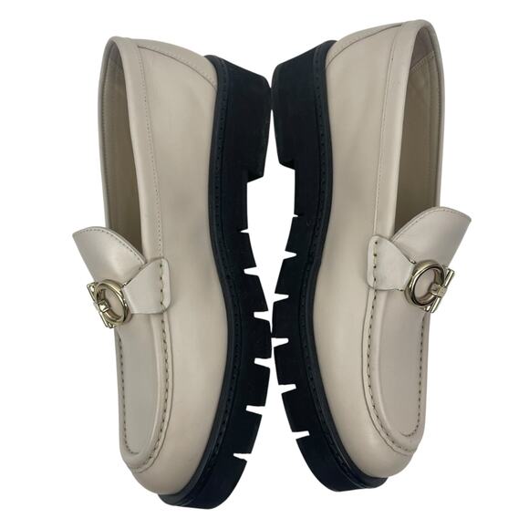 Salvatore Ferragamo Gancini Lug Sole Leather Loafers Beige Size 8.5C - Picture 7 of 16